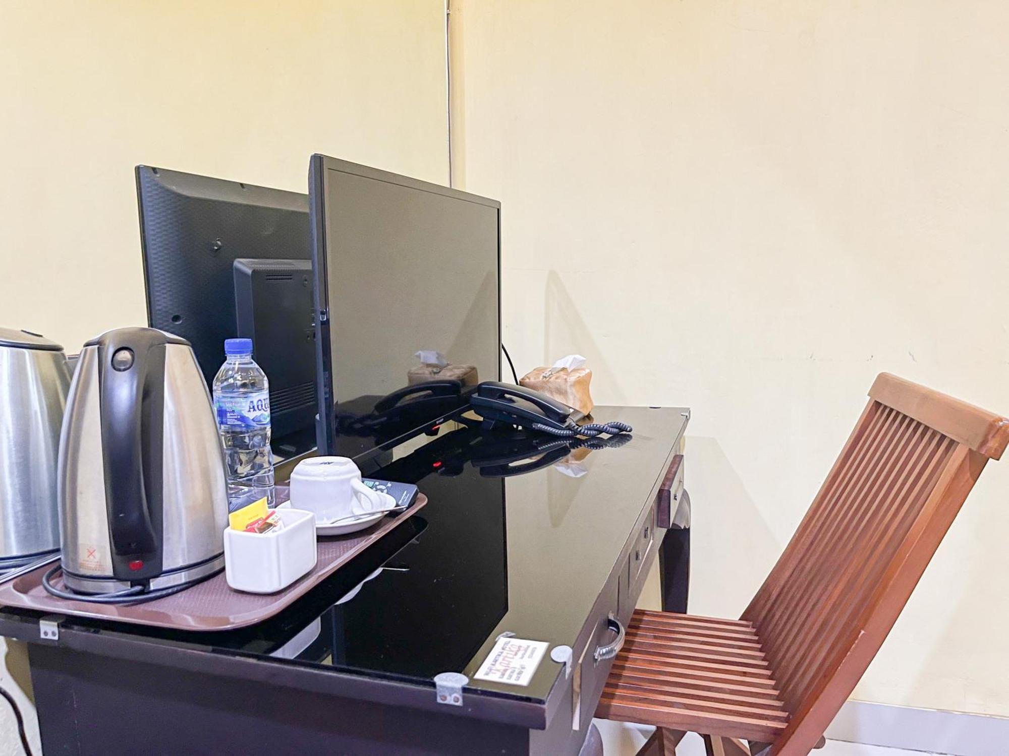 Kartika Hotel Syariah Pacitan Mitra Reddoorz 外观 照片