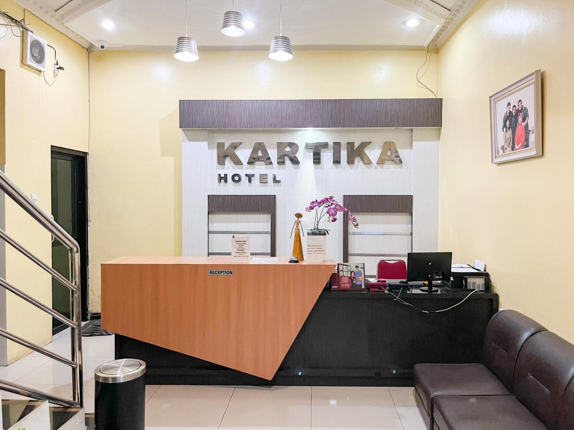 Kartika Hotel Syariah Pacitan Mitra Reddoorz 外观 照片