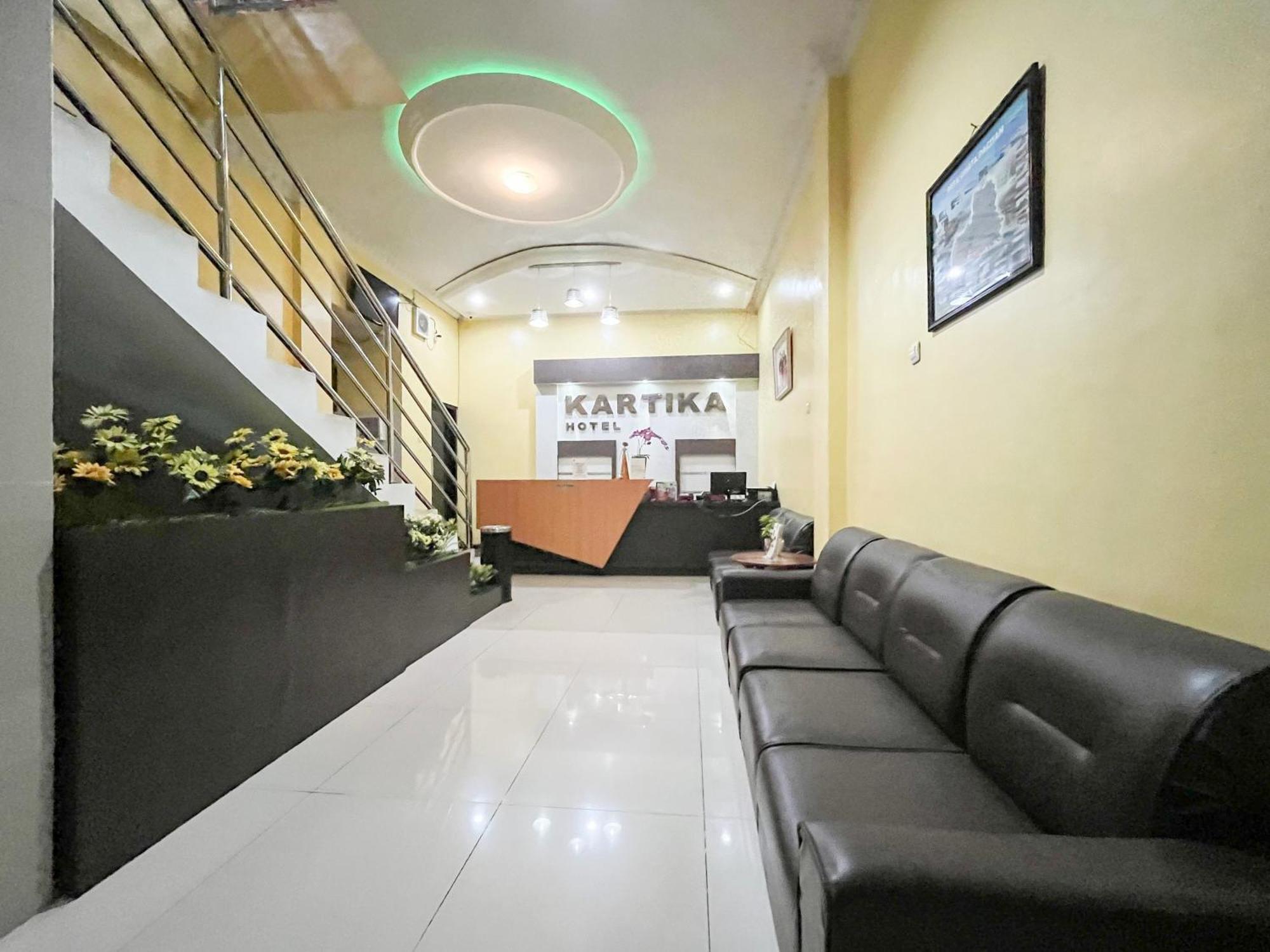 Kartika Hotel Syariah Pacitan Mitra Reddoorz 外观 照片